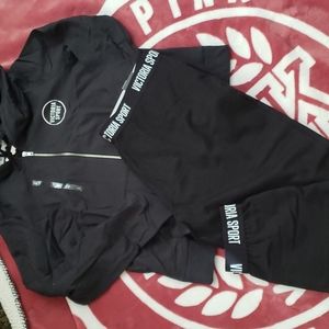 VS SPORT OUTFIT NIP
